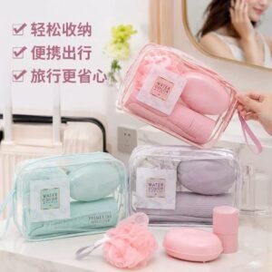 Portable travel toiletries kit - Image 4