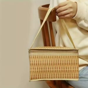 Portable Rattan insulated picnic bag - Image 3